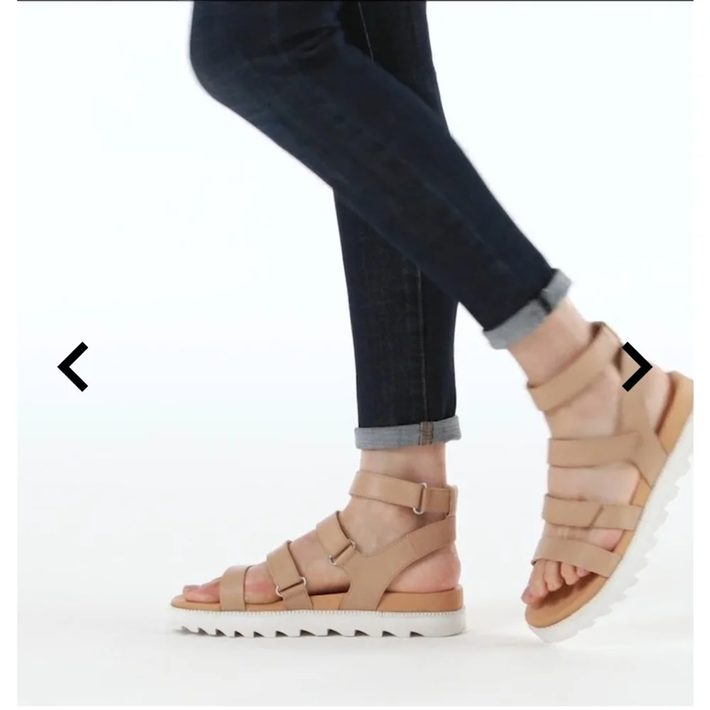 Sorel Roaming Multi Strap Leather Sandals!